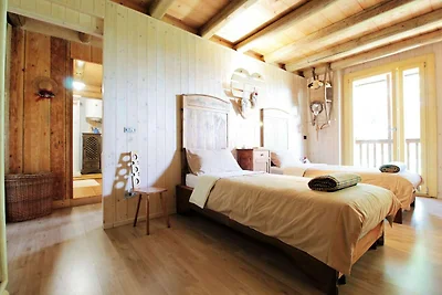 Schönes Ferienhaus in Pedavena mit Garten