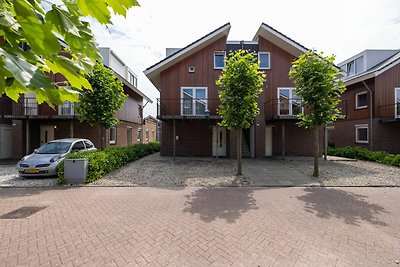 Ferienhaus mit Bootssteg bei Amsterdam