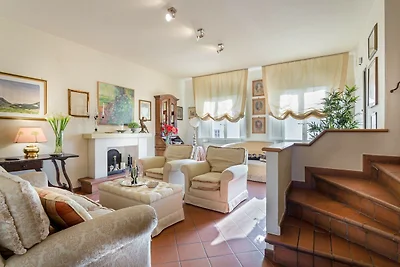 Penthouse mit Panoramaterrasse in Lucca