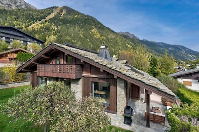 Boutique Chalet near Chamonix Centre & Ski...