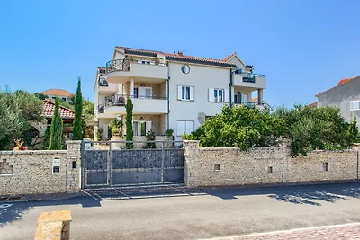 Villa a Murter con piscina