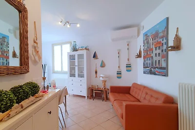 Appartement in Luino met gedeeld zwembad