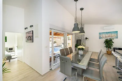 Ferienhaus in der Nähe der Strände von Vir