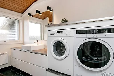16 Personen Ferienhaus in Humble