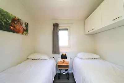Bungalow mit Pool in Hoenderloo