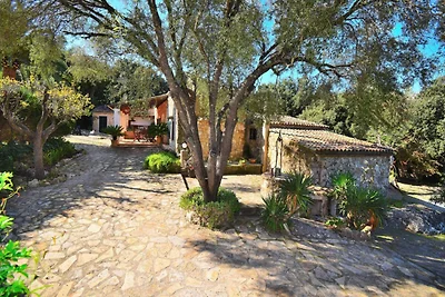 Huis in Pollensa met zwembad en barbecue