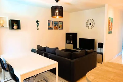 Wohnung in Grimaud mit Blick auf den Pool