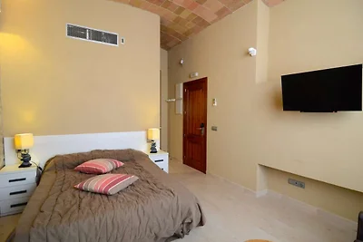 Apartment für zwei Personen mit Swimmingpool