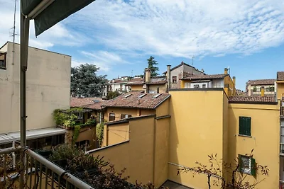 Apartment in Bologna with Balcony