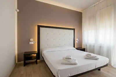 Wohnung in Bologna mit Balkon und Parken