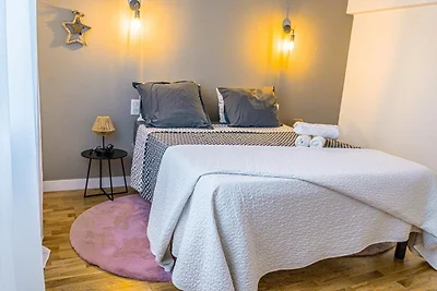 Serene villa voor 10 personen in Escalquens