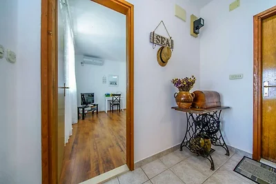 Apartments Anelić- Comfort One Bedroom Apartm...