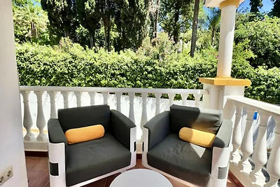 Apartment in Nagüeles in der Nähe von Puente...