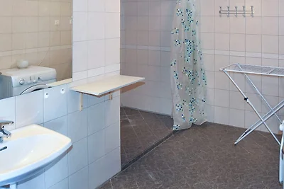 6 Personen Ferienhaus in Aukra
