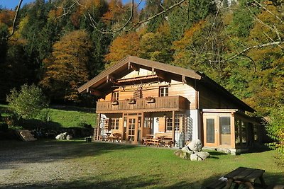 Wasserfall im Haus Waldwinkel