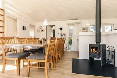 12 Personen Ferienhaus in Væggerløse