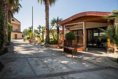Moderno appartamento a Gasponi con piscina