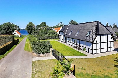 4 Sterne Ferienhaus in Bjørnø