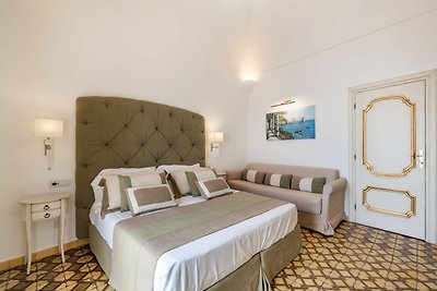 Opulent Villa in Positano with Modern Interio...