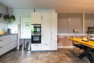 Ferienhaus mit Blick auf die Reitschule