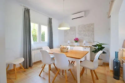 Ferienhaus 200 Meter vom Sandstrand entfernt