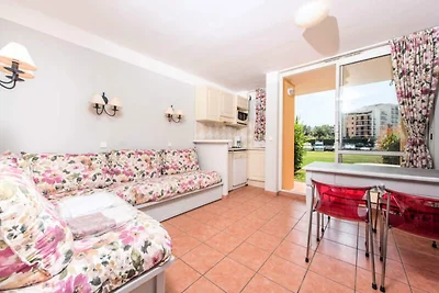 Prestige Apartment mit 1 Schlafzimmer (5...