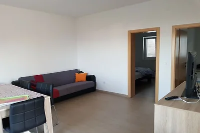 Zeitgenössische Wohnung in der Nähe von Meer