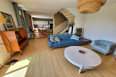 Ferienhaus in Audierne mit Terrasse
