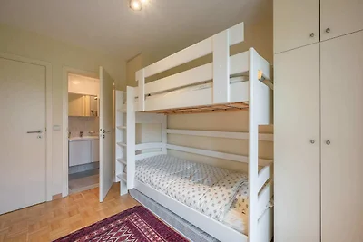 Wohnung in einer Villa mit Terrasse