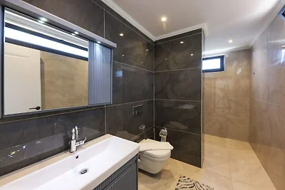Villa in Kalkan mit Schwimmbecken
