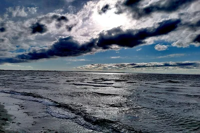 Ruhiger Strand-Ruckzug -- By Traum...