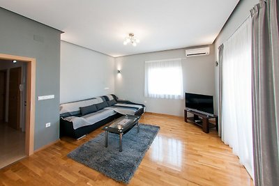 Apartments Anita-Luxury Three Bedroom Apartme...