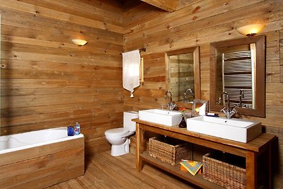 Juwel mit Kamin an den Pisten in Alpe d'Huez