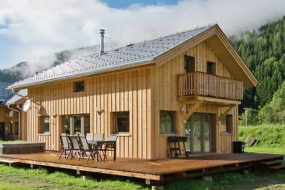 Schönes Chalet mit Whirlpool