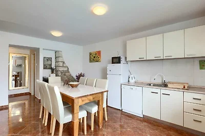 Ferienhaus in Rovinjsko mit Pool