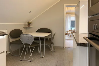 Vakantieappartement in Vöhl met zwembad