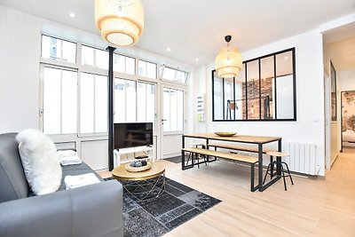 Apartamento con encanto - 3 habitaciones, 8 b...