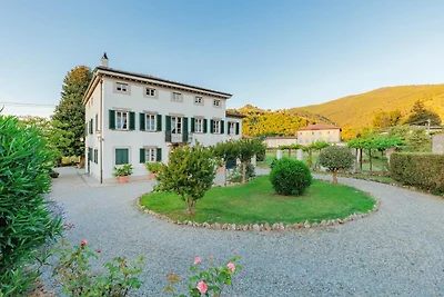 Villa bij Lucca met tuinuitzicht