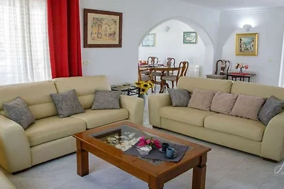 Villa a Chiclana con piscina