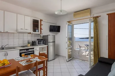 House Rašica - One Bedroom Apartment with Ter...