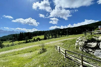 DBAC22 – 2-ZIMMER-WOHNUNG – BALKON – 6 SCHLAF...