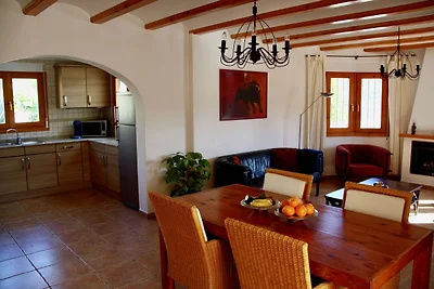 Villa mit privatem Pool und Ausblick