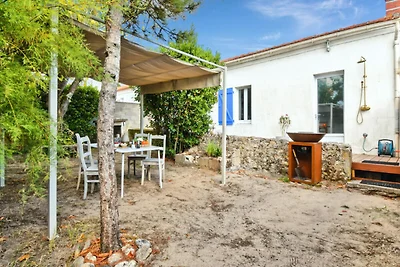 Haus in Barbâtre in der Nähe des Strandes...