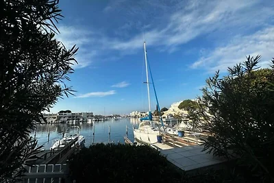 Appartement in Port Camargue met Marina