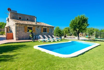 Haus in Alcúdia mit Pool und Garten