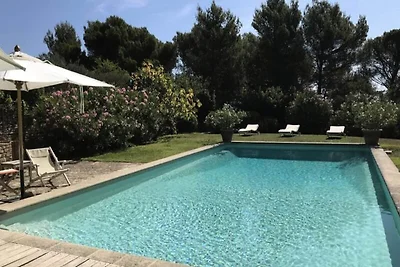 Mas Des Papillons, Gordes für 12 Personen