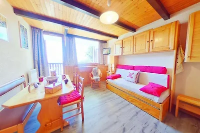 Appartamento nel centro della località con...