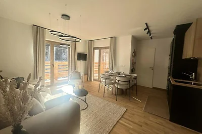 PRACHTIG APPARTEMENT MET 2 SLAAPKAMERS DICHTB...