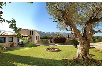 Mallorcanische Bergaussichtsvilla für 8...
