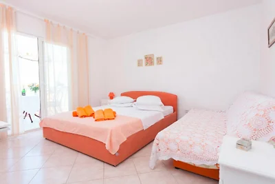 Three Bedroom Apartment with Terrace and Sea...